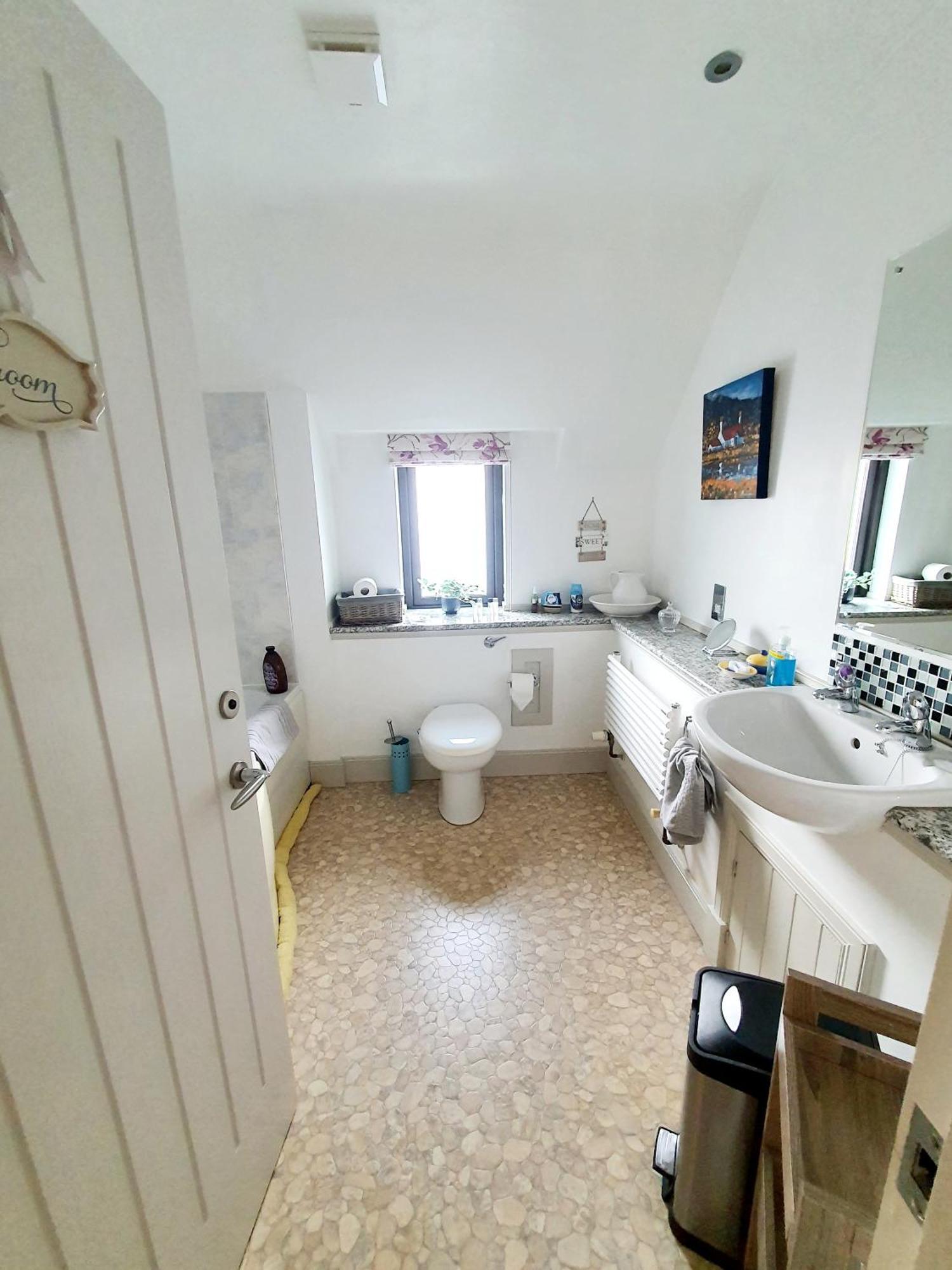 Lindas Retreats Self Catering Accommodation 1 Bedroom Cottage Or 3 Bedroom House 토민톨 외부 사진