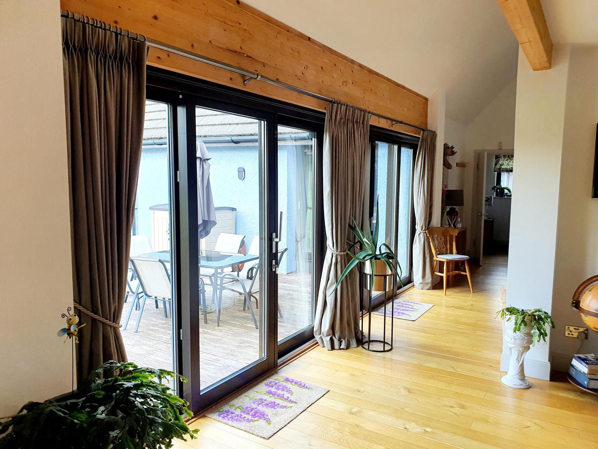 Lindas Retreats Self Catering Accommodation 1 Bedroom Cottage Or 3 Bedroom House 토민톨 외부 사진